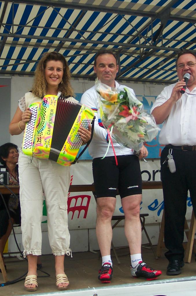 Dorothée LHOIR, Bernard HINAULT, Gérard DELESTRE